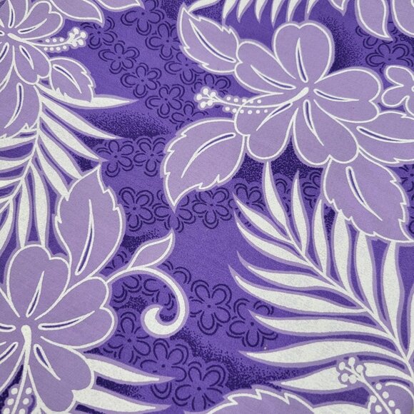 Hawaiian Floral Cotton Fabric Hibiscus Purple White 2 2/3 Yards Quilting Sewing - Picture 1 of 2